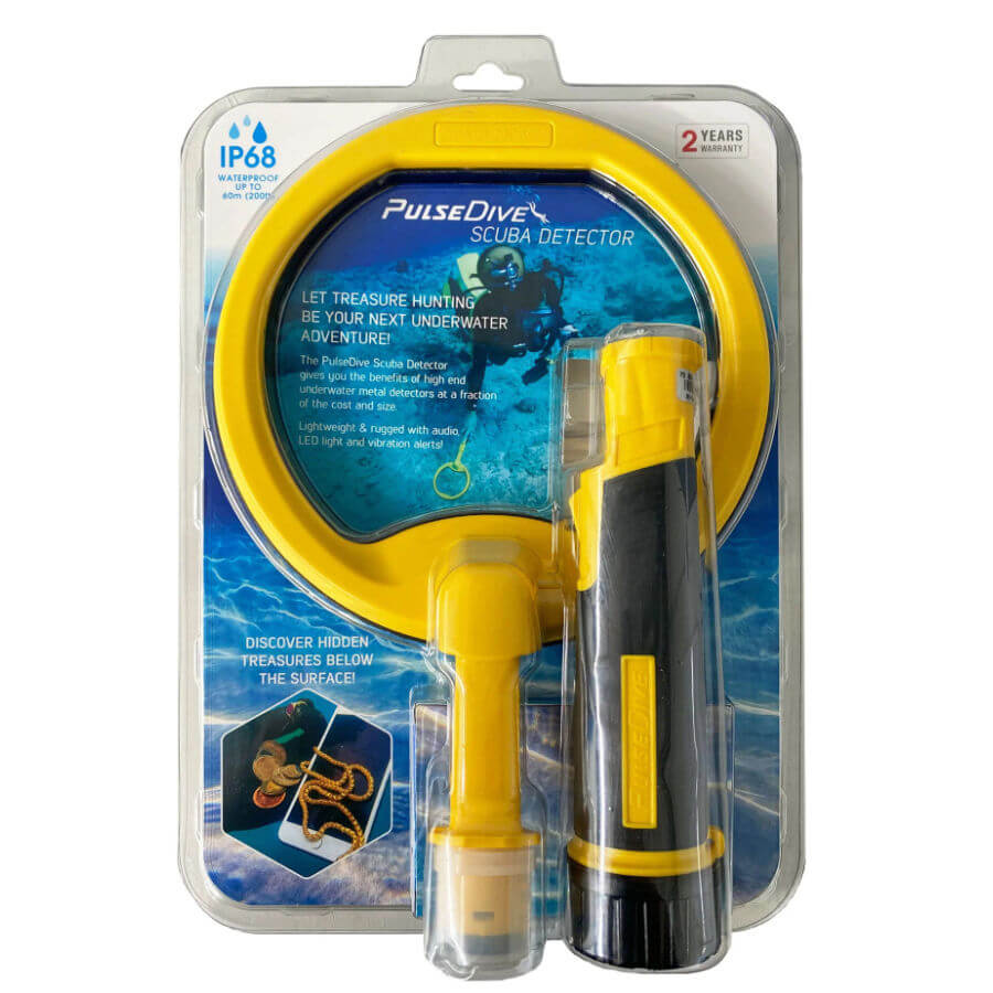 Underwater metal detector