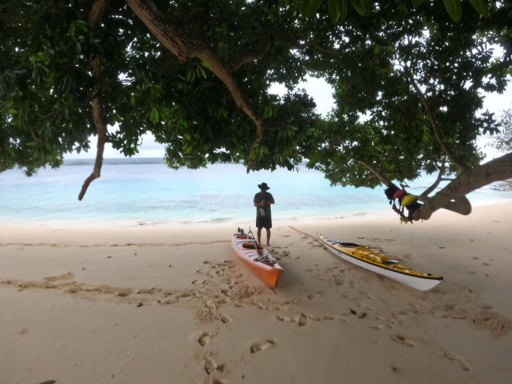 Snorkelling in Espíritu Santo on Mavea Island