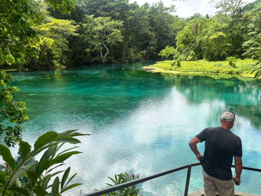 Blue Holes in Espiritu Santo - Cirad Blue Hole