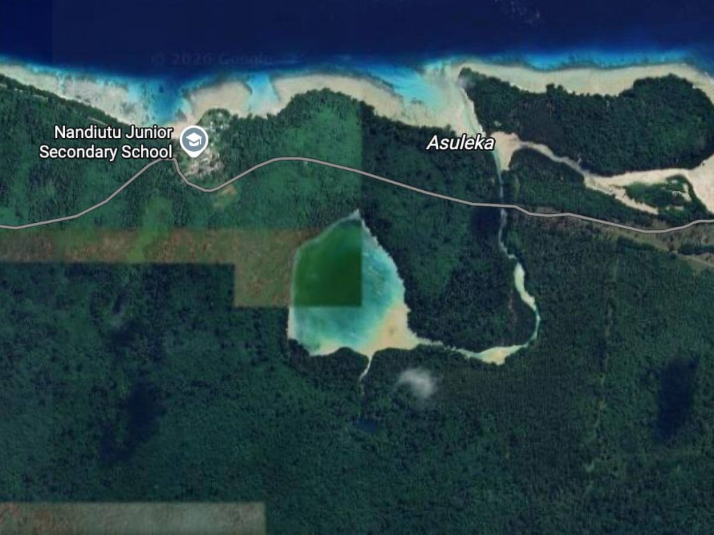 Blue holes in espiritu santo - Malo Blue Hole