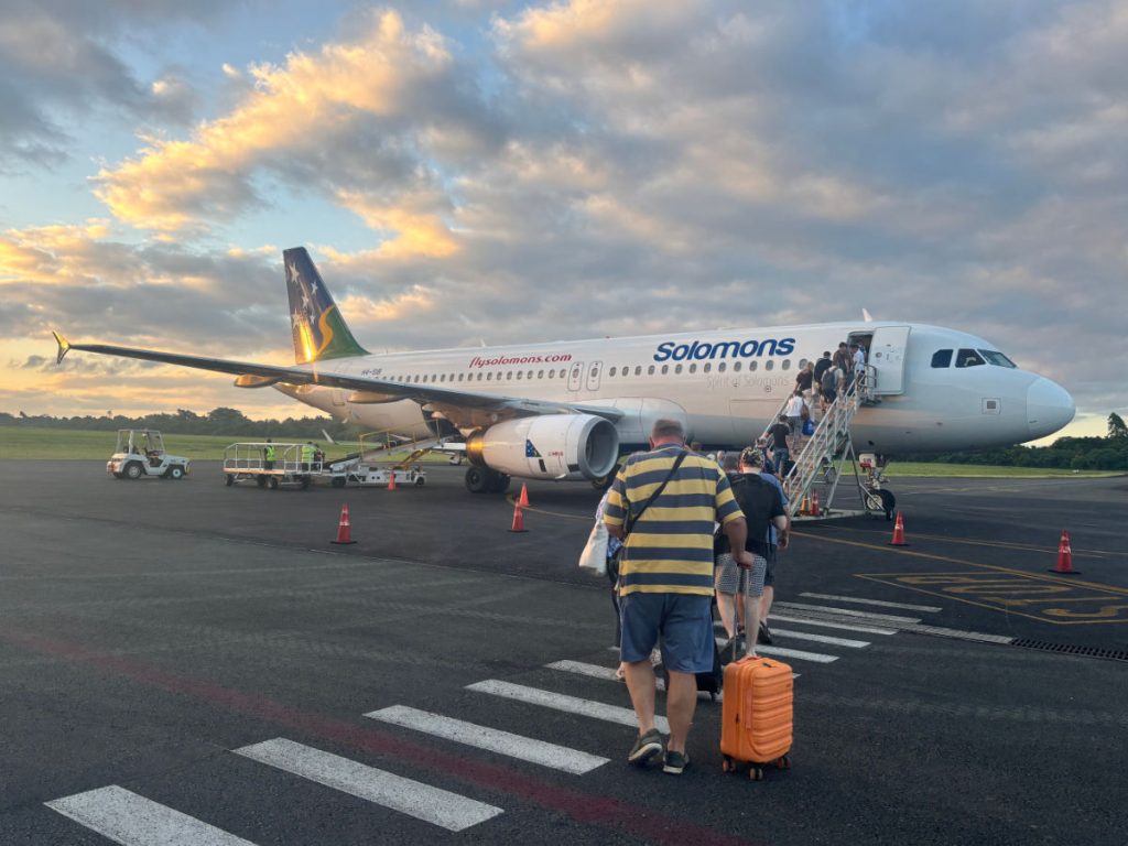 Dive & Stay Packages Flights with Solomon airlines